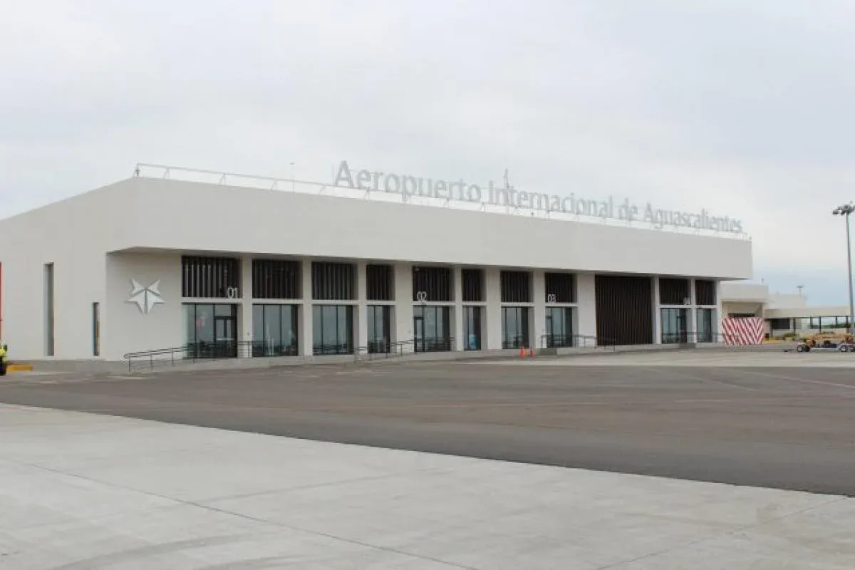 Empresarios piden a autoridades aumentar vuelos en Aguascalientes durante la Feria.