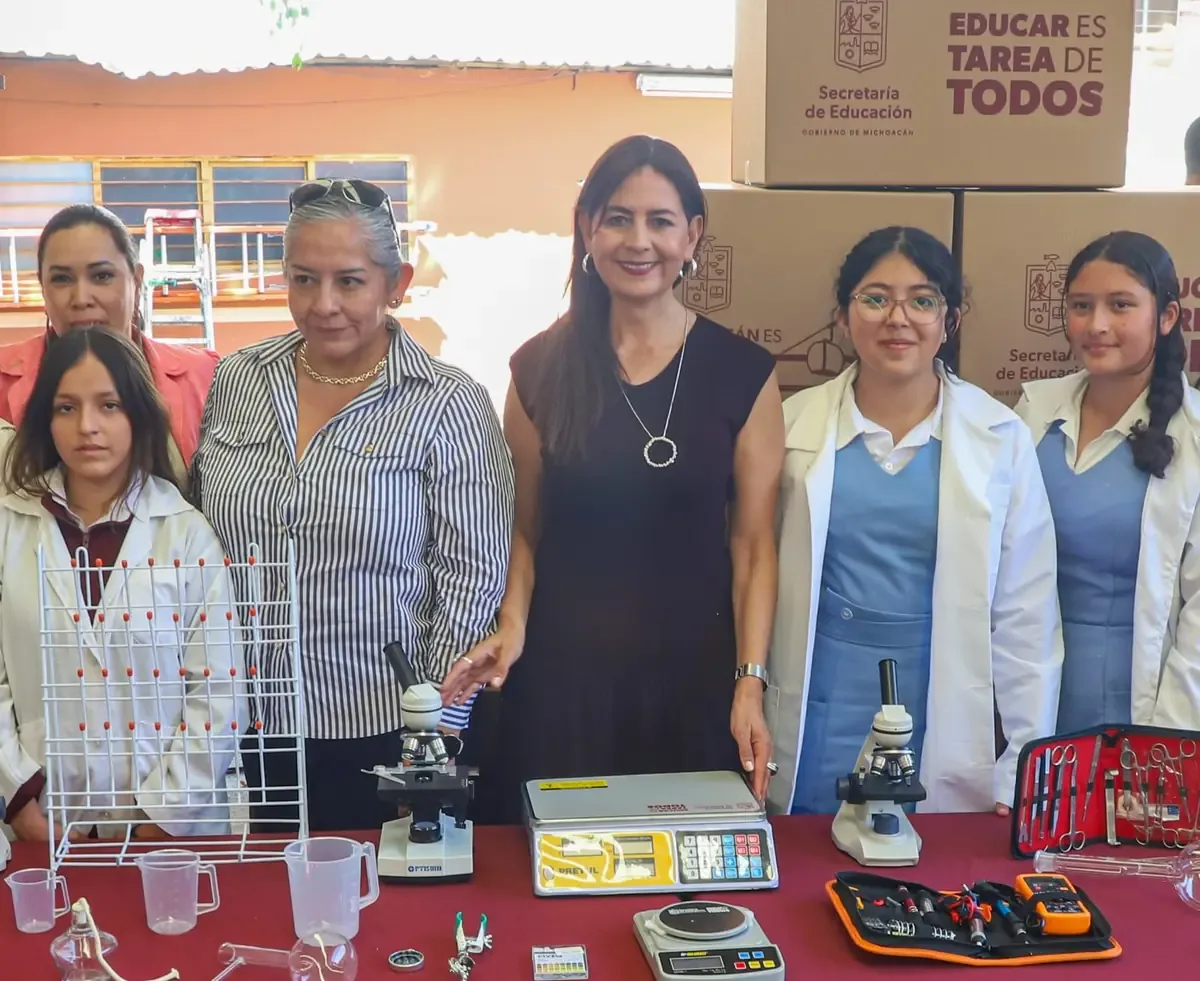 En el Día Internacional de la Niña y la Mujer en la Ciencia, se refuerza el apoyo educativo para fomentar el talento en jóvenes.