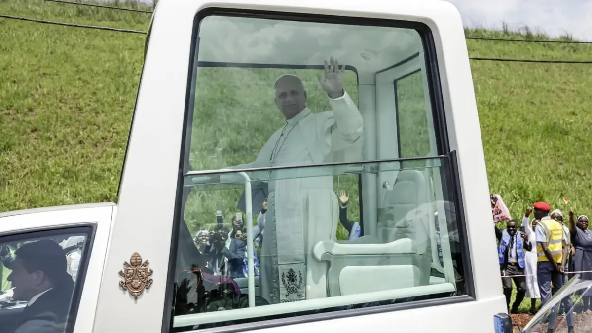 En un discurso en Bamenda, el Papa clama por la paz en regiones devastadas por la violencia.