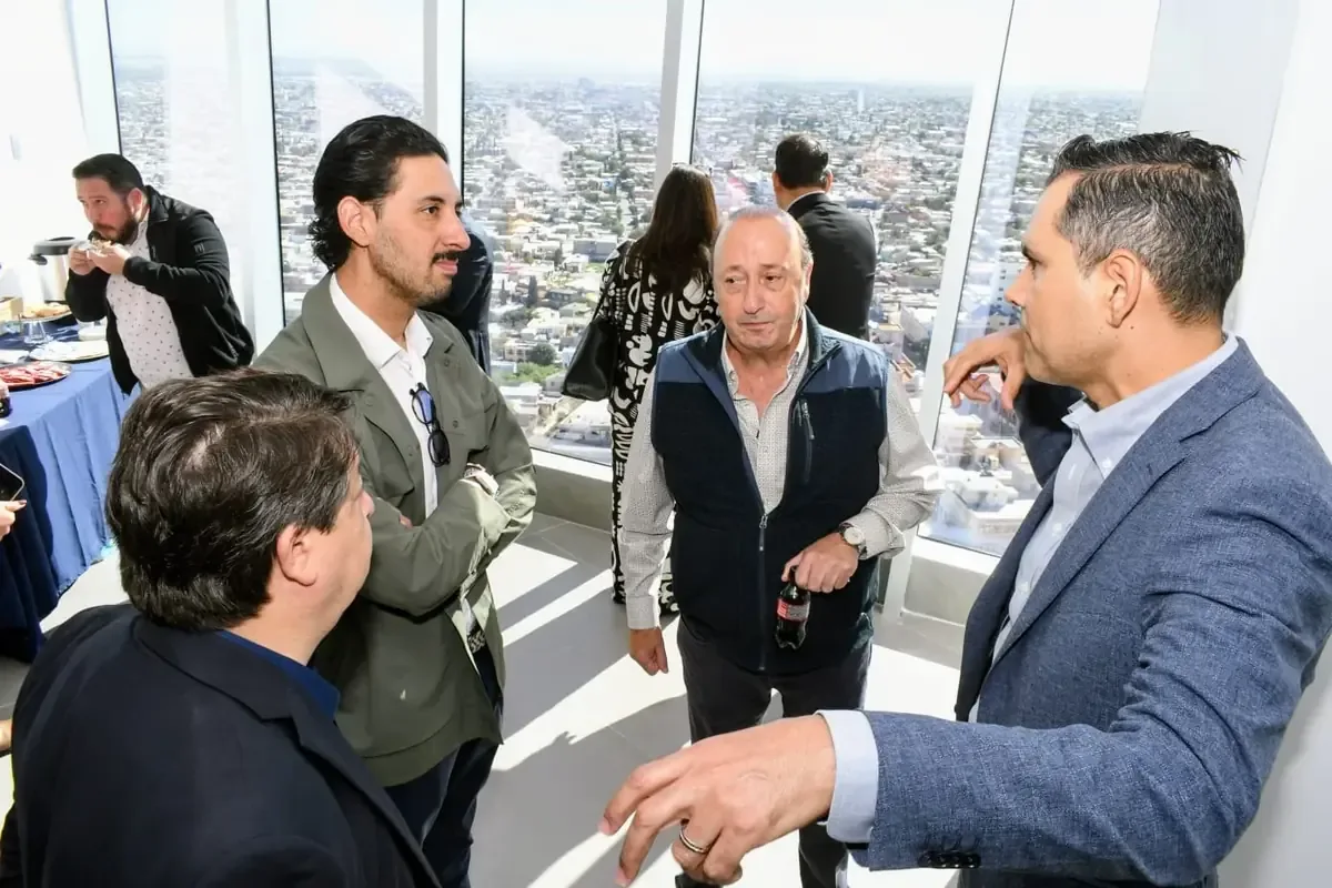 La reunión busca establecer colaboración para mejorar la seguridad y disminuir la violencia en Ciudad Juárez.