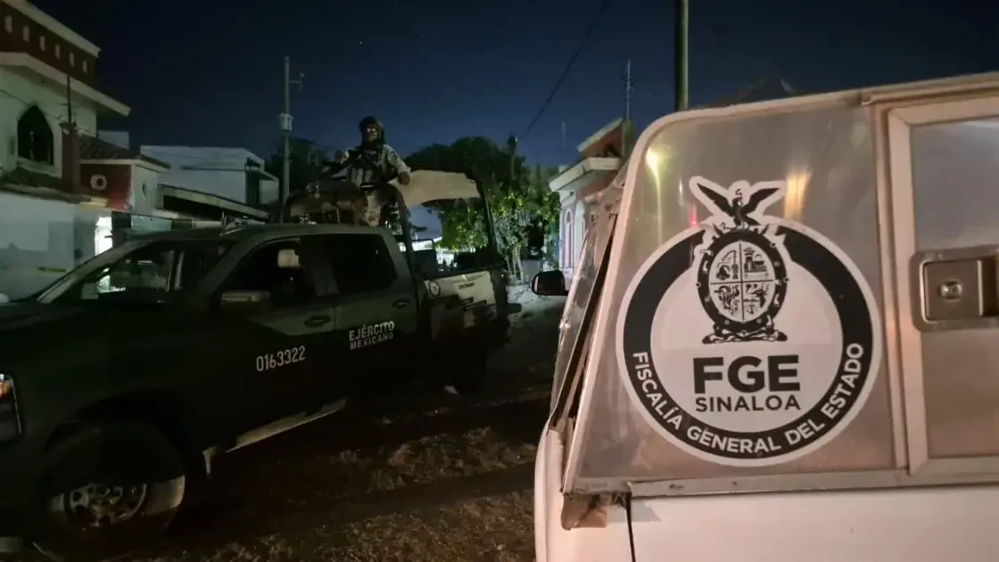 La víctima fue hallada en la Colonia Independencia con signos de violencia y un mensaje amenazante.