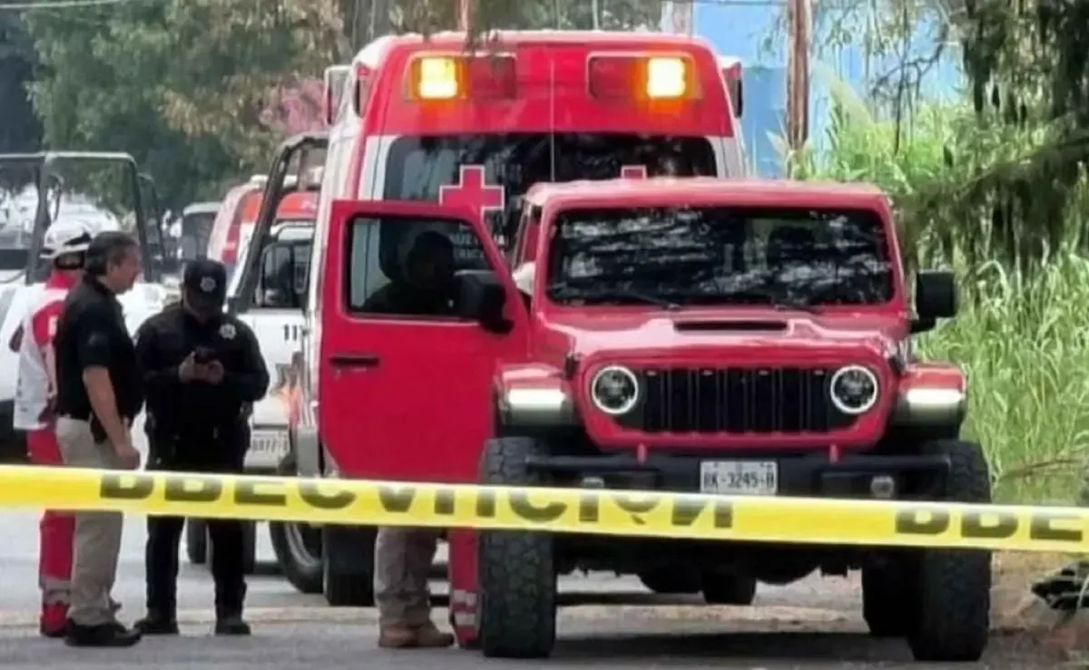 Las autoridades investigan las muertes de una familia hallada en Montemorelos, incluidas tres menores de edad.