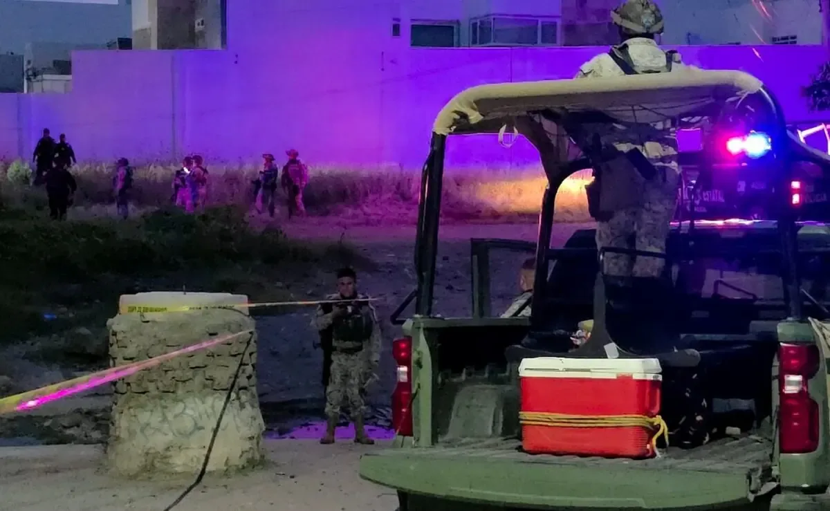 El cuerpo de un joven reportado como desaparecido fue encontrado en un arroyo, envuelto en una cobija.