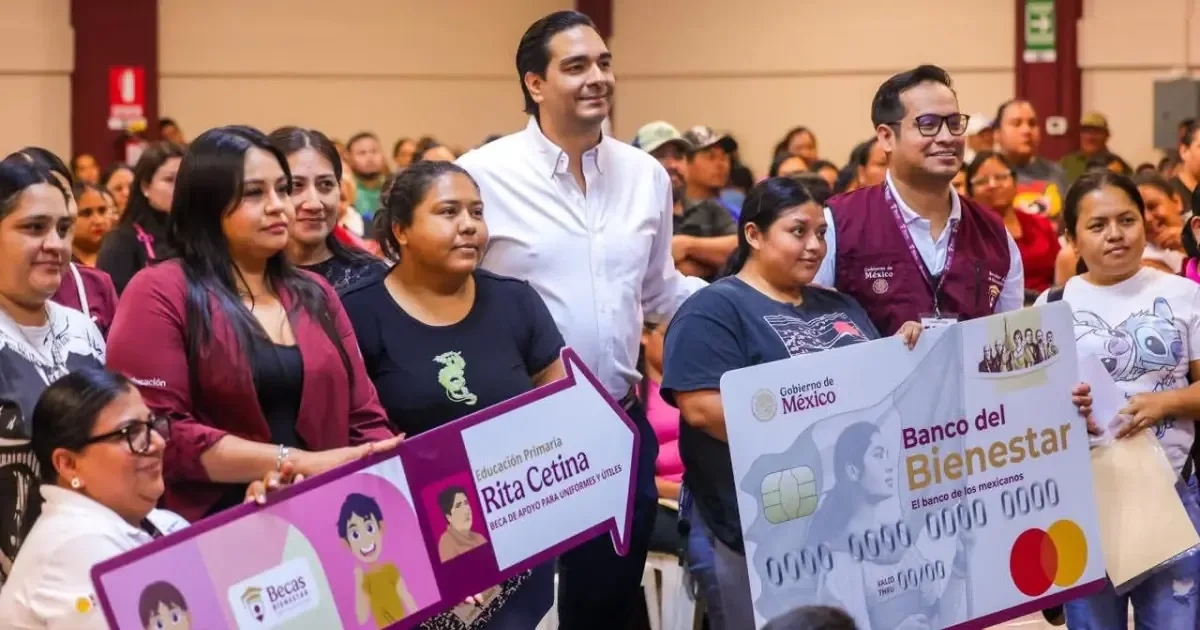 Las becas buscan garantizar el acceso a la educación en Reynosa y apoyar a familias necesitadas.