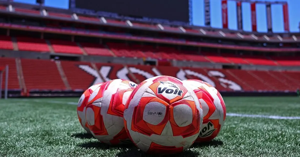 Equipos se apuran para completar sus plantillas ante la Copa del Mundo.