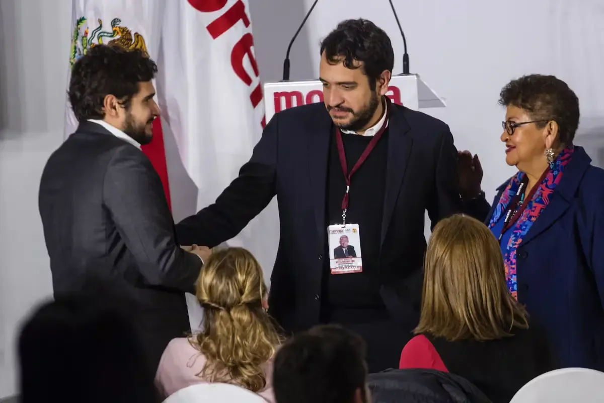 La fiscal general desmiente rumores sobre investigaciones en torno a Andy López Beltrán y su amigo empresario.