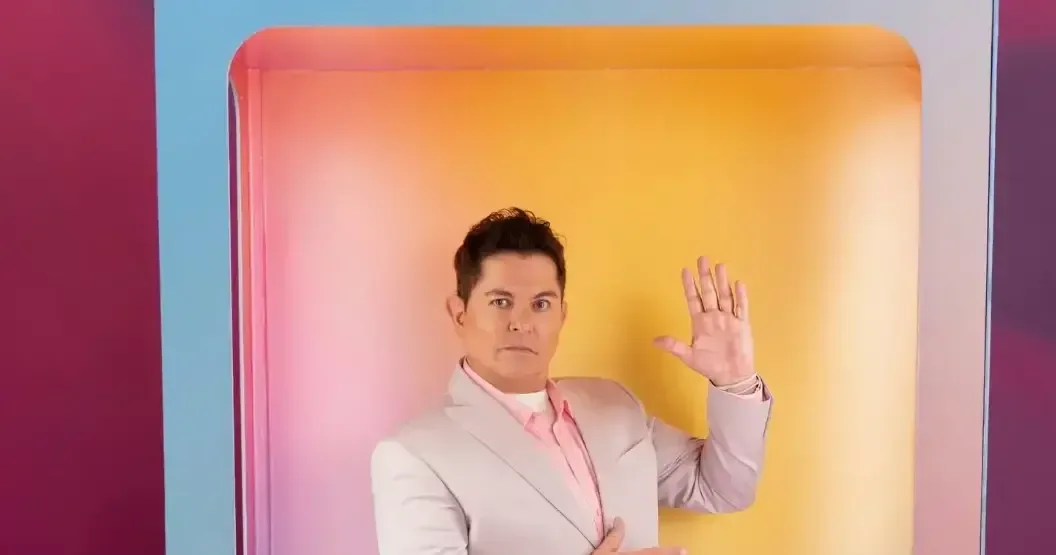 El reconocido actor se une al reality show en su cuarta temporada, generando expectación entre los seguidores del programa.