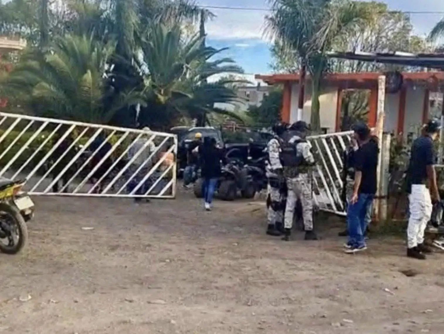 Escena del ataque armado en Loma de Flores, Salamanca, Guanajuato.