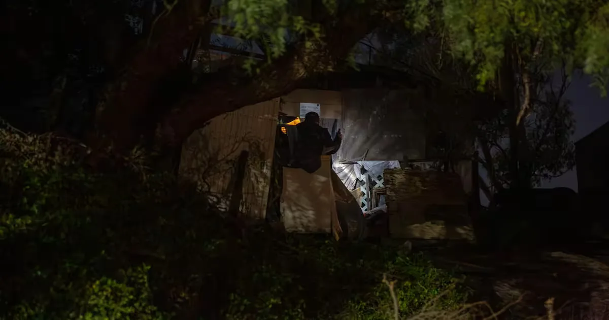 "Escena del crimen en colonia Camino Verde, asegurado por la FGE."