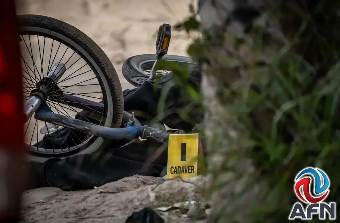 Escena del crimen en la colonia Del Río Parte Baja de Tijuana.