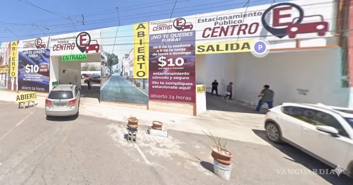 Luis Ramos Escalante, notario, vinculado a la entrega sospechosa de la Sociedad Manuel Acuña y a la creación de una empresa de estacionamiento.