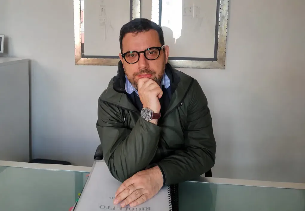 La zarzuela y la ópera enfrentan desafíos en su promoción y educación.
