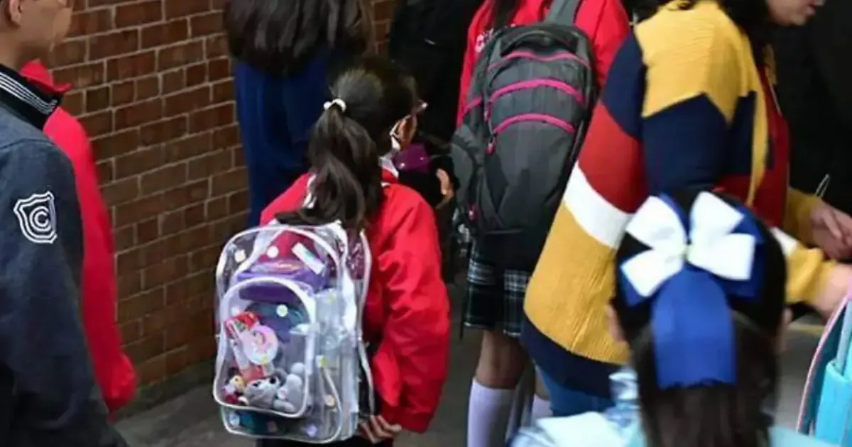 Seis estados acortan el ciclo escolar antes del verano por altas temperaturas.