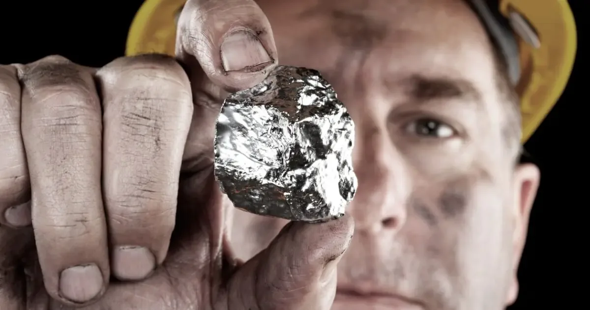 Estados Unidos refuerza su política industrial, vinculando minerales estratégicos con la seguridad nacional y la transición energética.