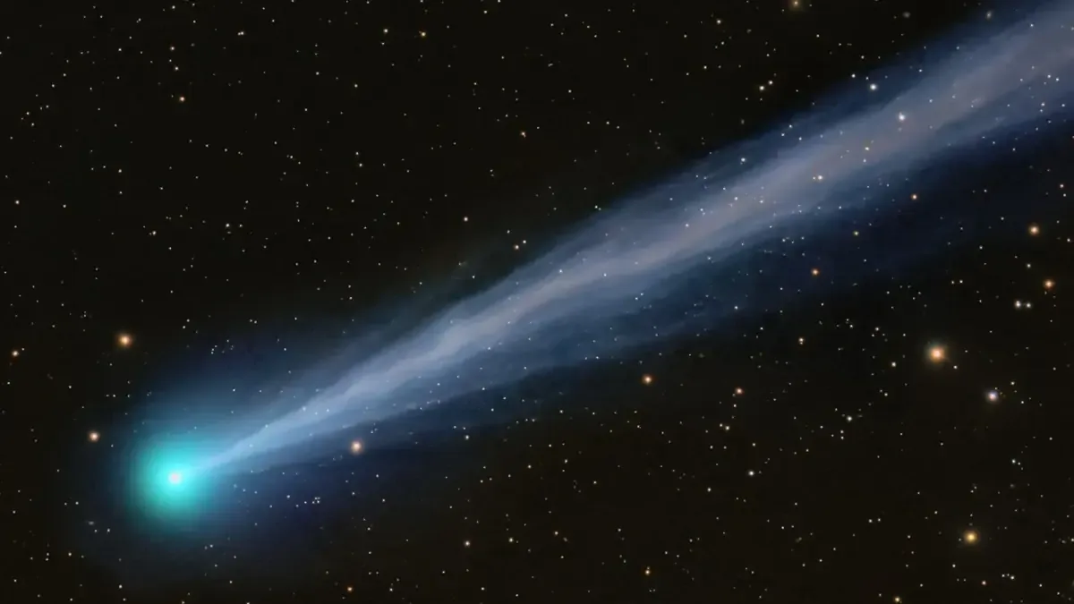 Este cometa, visible a simple vista, ofrece una ocasión única para los amantes de la astronomía.
