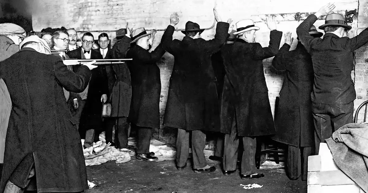 Este crimen emblemático del 14 de febrero de 1929 marcó un punto de inflexión en la mafia estadounidense.