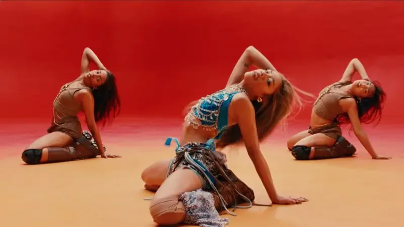 Este grupo destaca por su fusión de ritmos tradicionales y modernos, mostrando el potencial del pop indonesio.