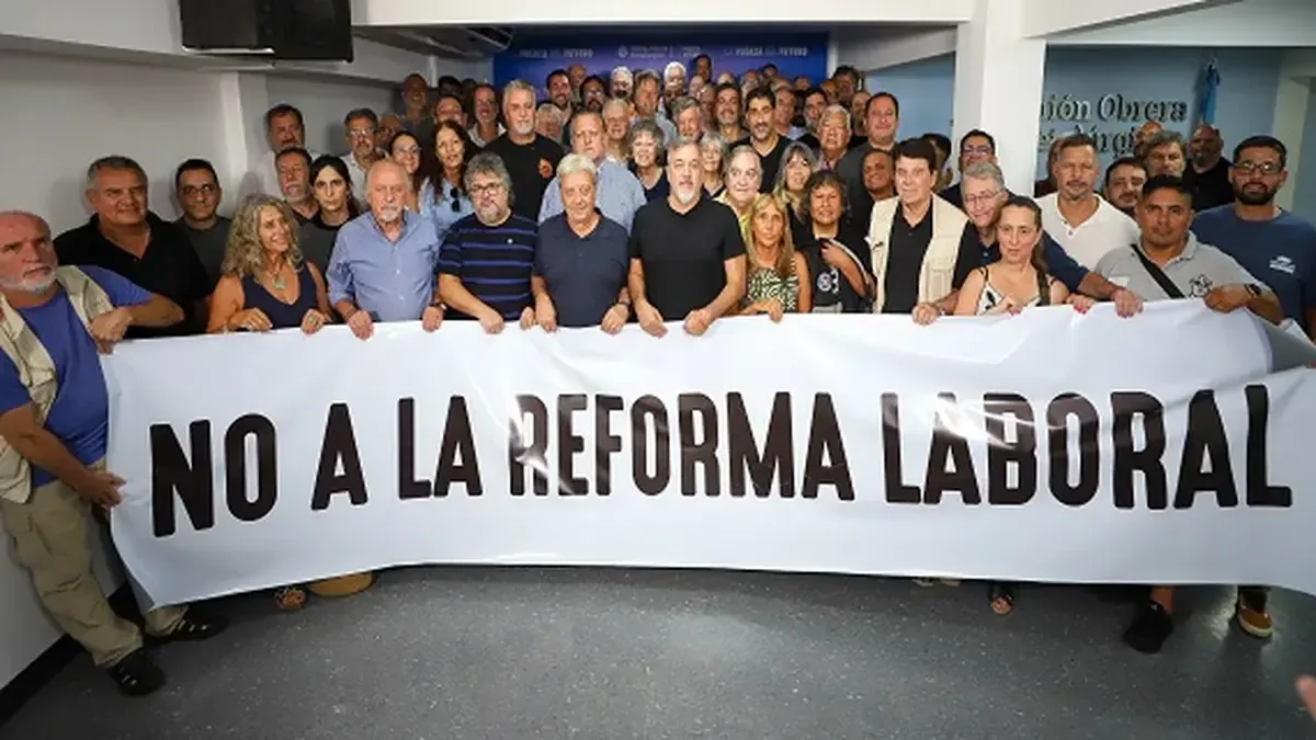 Este martes, se realizan protestas en Rosario y Tucumán contra una controversial reforma laboral.