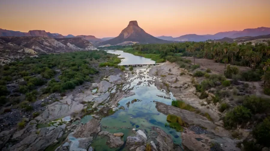 Este remoto pueblo en Baja California Sur atrae viajeros por su biodiversidad y tradiciones.