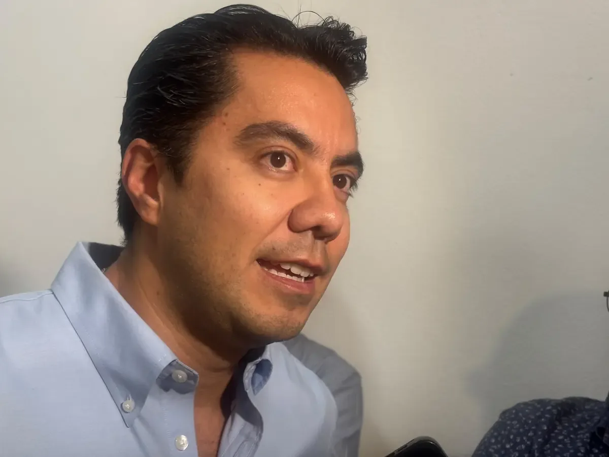 La colaboración de automovilistas en Bernardo Quintana ha reducido el tránsito en la zona.