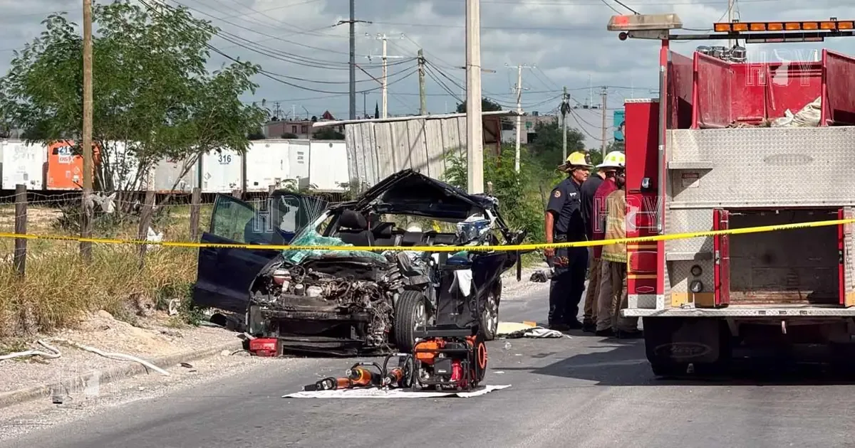 Un joven perdió la vida y cuatro compañeros están hospitalizados tras un choque en Reynosa, Tamaulipas.