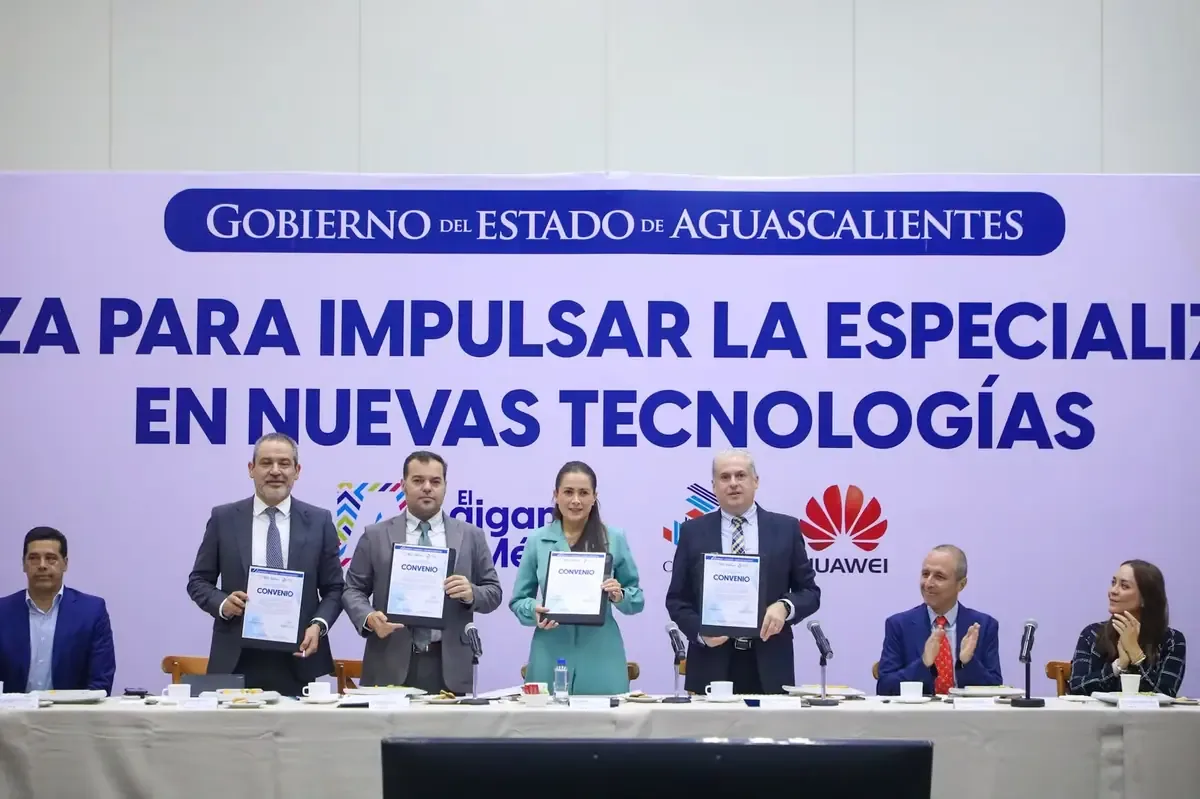 Alianza con Huawei y CENEVAL facilitará la obtención de certificaciones y microcredenciales en nuevas tecnologías.