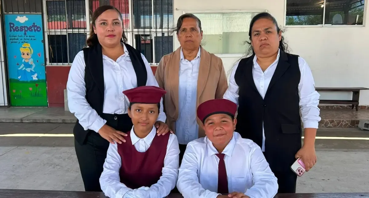 La dedicación de estudiantes de La Retama muestra que el talento no tiene fronteras y que la educación transforma vidas.