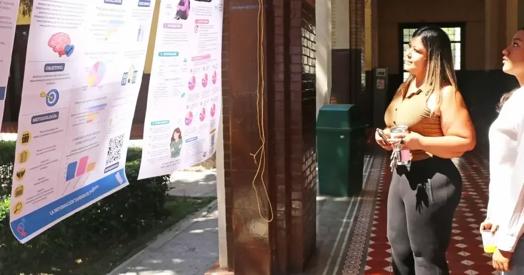 El Primer Encuentro de Carteles Científicos fomenta la investigación en alumnos de nivel medio superior.