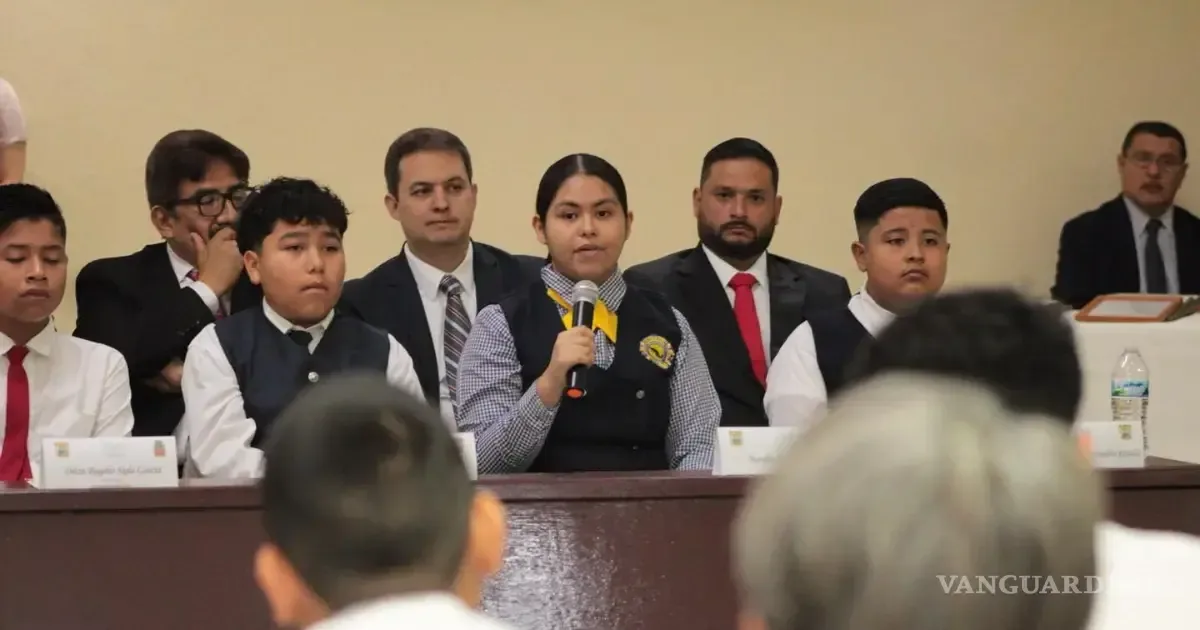 Los jóvenes líderes promoverán la participación cívica y el liderazgo en su comunidad.
