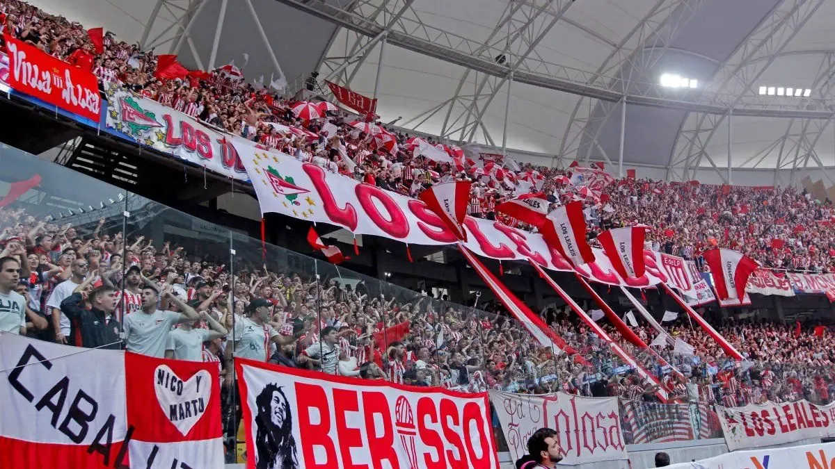 Los hinchas de Estudiantes ya pueden adquirir entradas para la final contra Palmeiras en Montevideo.