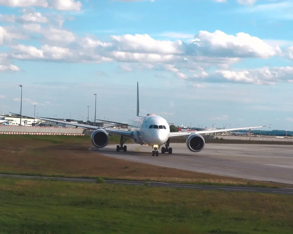 La ampliación de aeropuertos en toda Europa busca atender la creciente demanda de pasajeros.