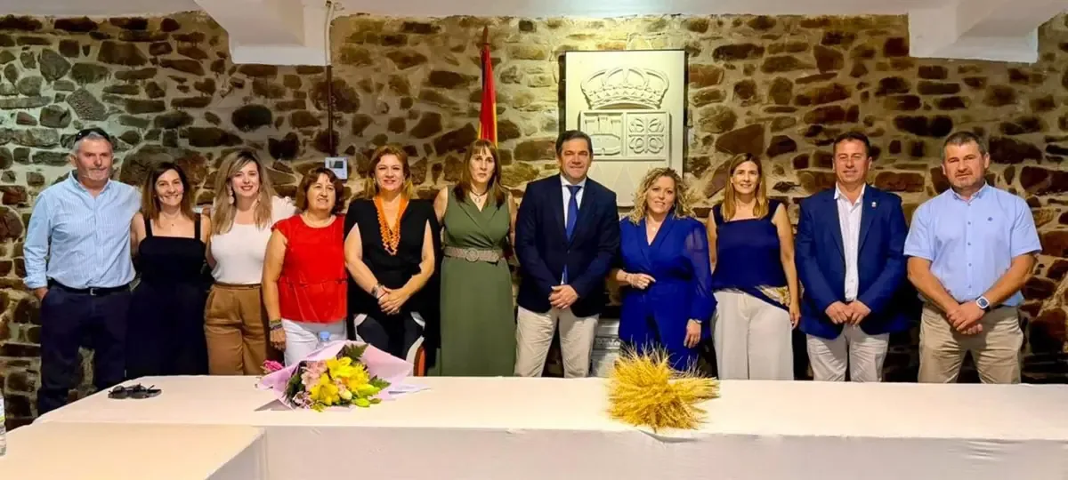 Toma de posesión marca un nuevo ciclo de gobierno tras acuerdo PP-Vox.