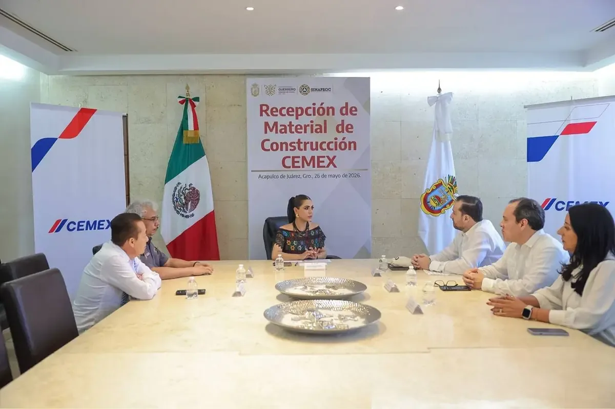 La gobernadora agradeció el apoyo de CEMEX para ayudar a familias afectadas por el sismo en San Marcos.