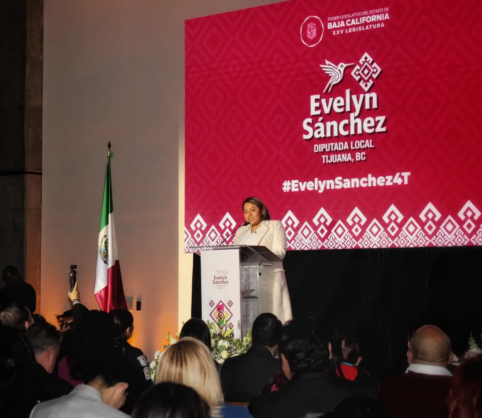 Evelyn Sánchez durante la presentación de su informe de gestión en Tijuana.