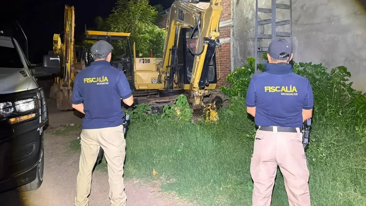 La recuperación de la excavadora se realizó tras una denuncia por robo calificado.