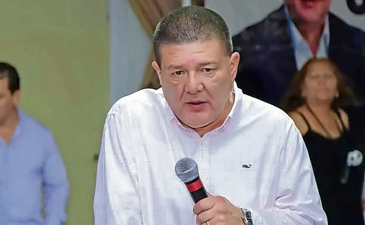 César Gustavo Jáuregui se encuentra en el banquillo por su presunto involucramiento en irregularidades en el ejercicio de su cargo.