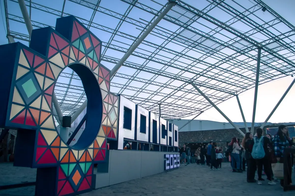 La expo ofrece espacios para aprender y emprender en manualidades antes de las festividades de fin de año.