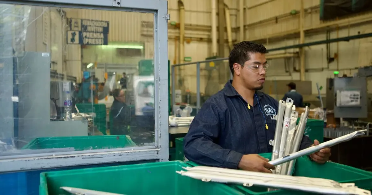 Exportación de autopartes mexicanas sigue en aumento, impactando a EE. UU.