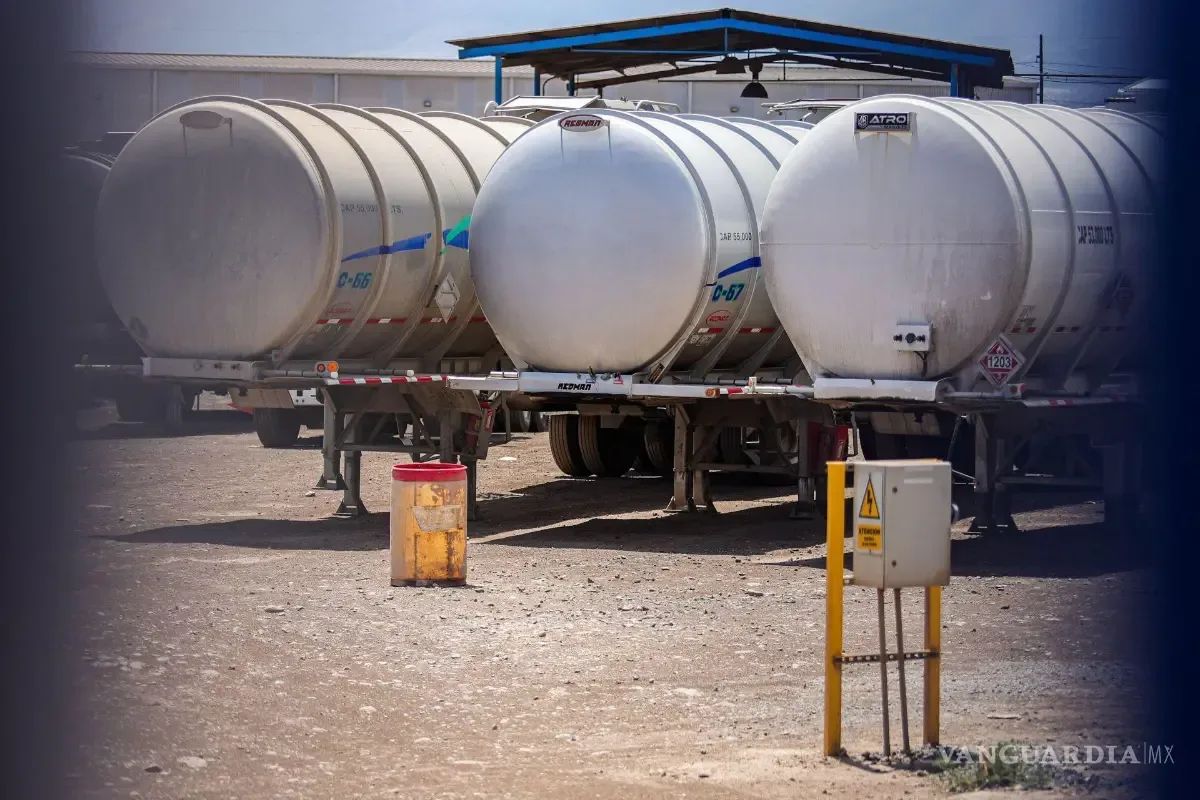 Exportaciones petroleras: el riesgo de México frente a Venezuela.