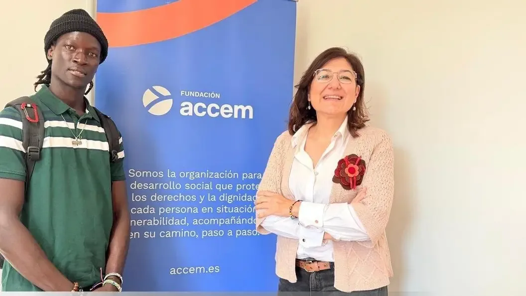 Accem trabaja en Extremadura para integrar a migrantes en el mercado laboral, desafiando estereotipos y brindando soluciones reales.
