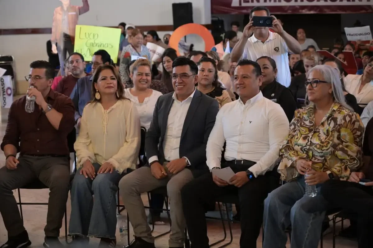La diputada exige atención a las necesidades de la comunidad moreliana en un encuentro con militantes de Morena.