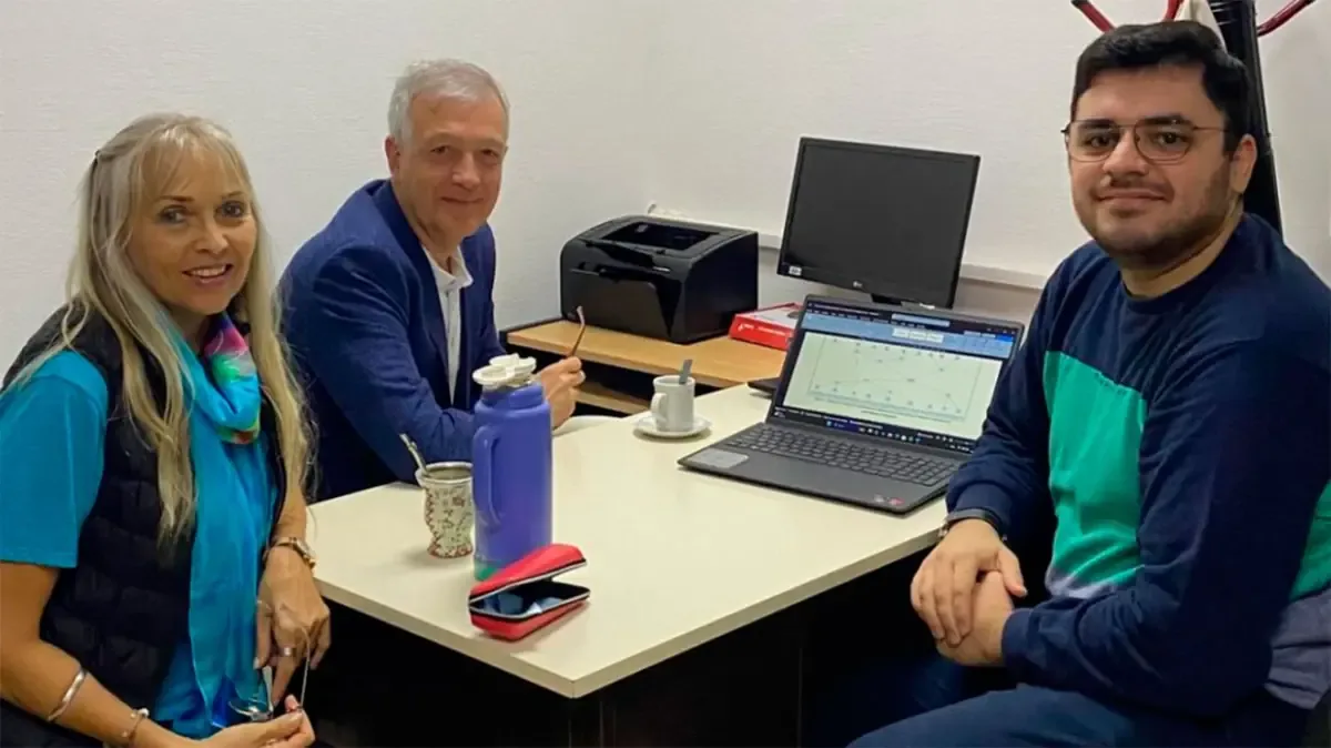 Facundo Gerez trabaja en un proyecto para optimizar la experiencia de aprendizaje online.