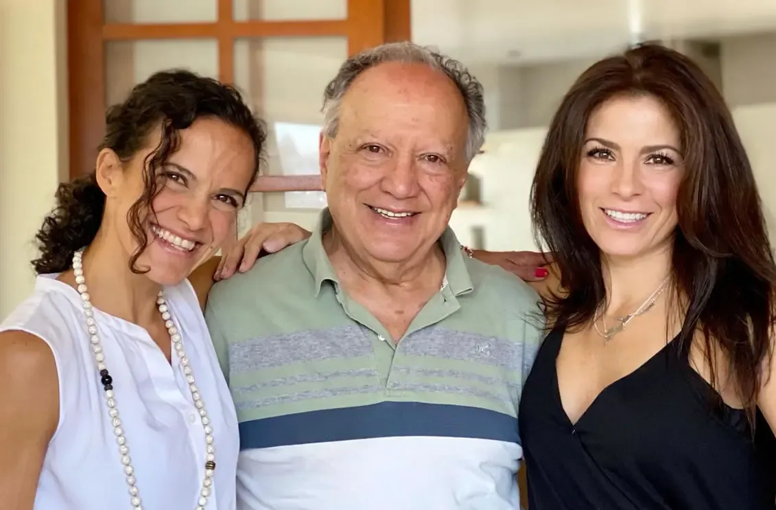 El mundo del entretenimiento llora la pérdida de un pilar fundamental en la industria musical y padre de Alessandra Rosaldo.