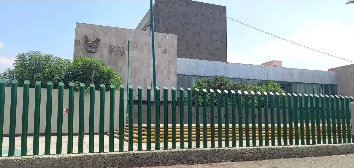 Familia denuncia negligencia médica del IMSS en caso de joven de Irapuato.