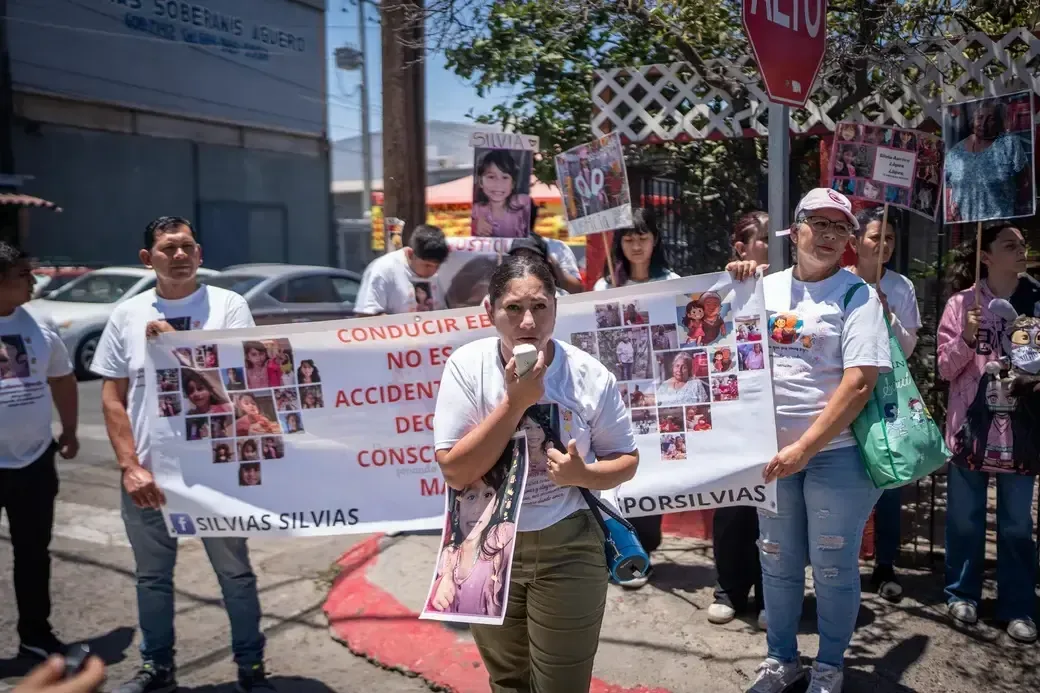 Un año después del accidente, la familia busca que el juicio contra la imputada se desarrolle sin obstáculos.