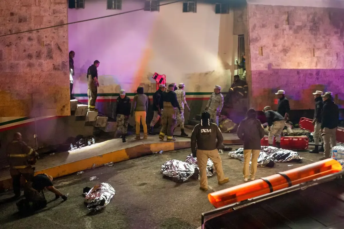 La investigación del incendio que dejó 40 muertos en marzo de 2023 enfrenta presiones para ser cerrada.