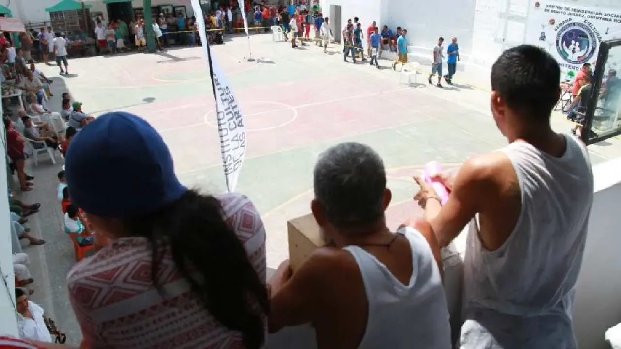 Familiares expresan su preocupación por la situación en el Cereso de Chetumal.