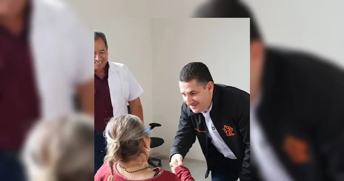 Familias accediendo a servicios de salud durante la jornada en Allende.