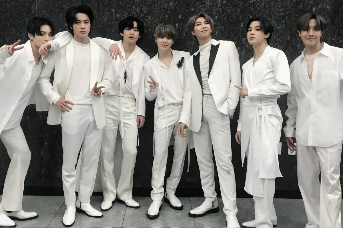 Fans de BTS esperan precios claros para los próximos conciertos en México.