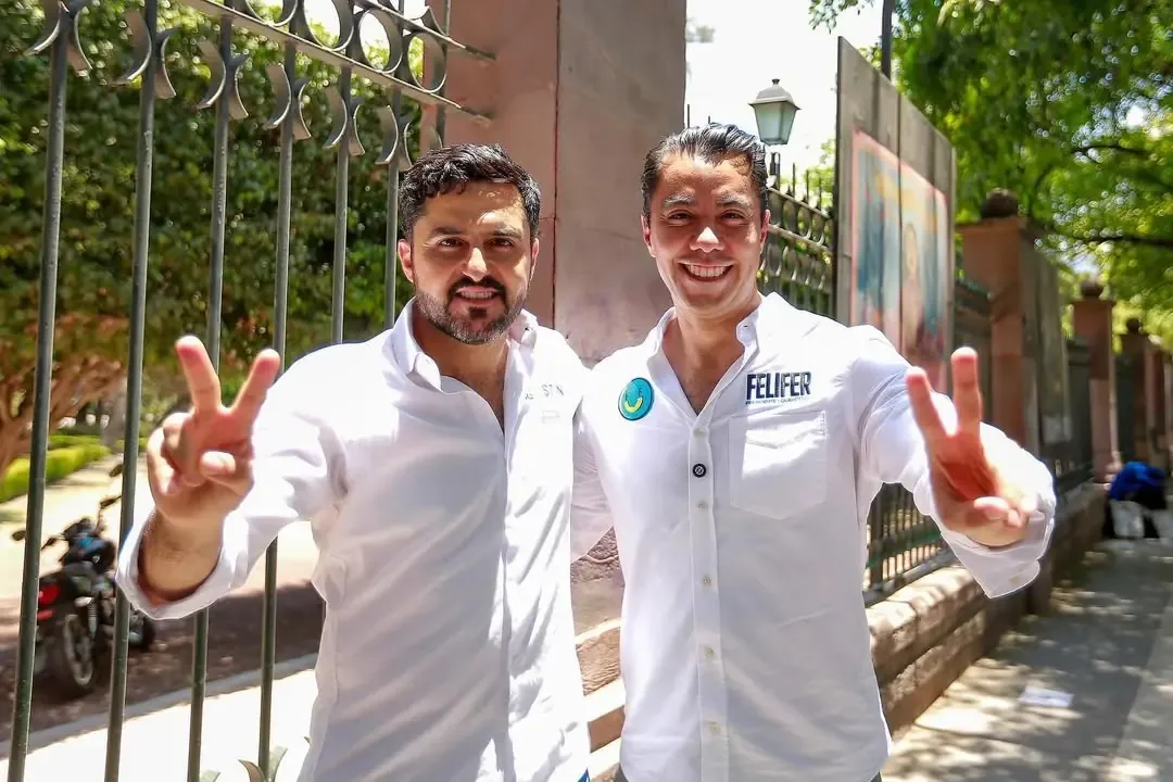 La controversia surgió tras comentarios del senador sobre alcaldes y su labor.